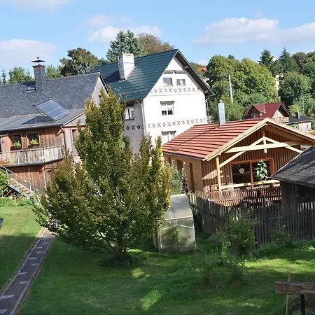 Holzmichel Apartmán *